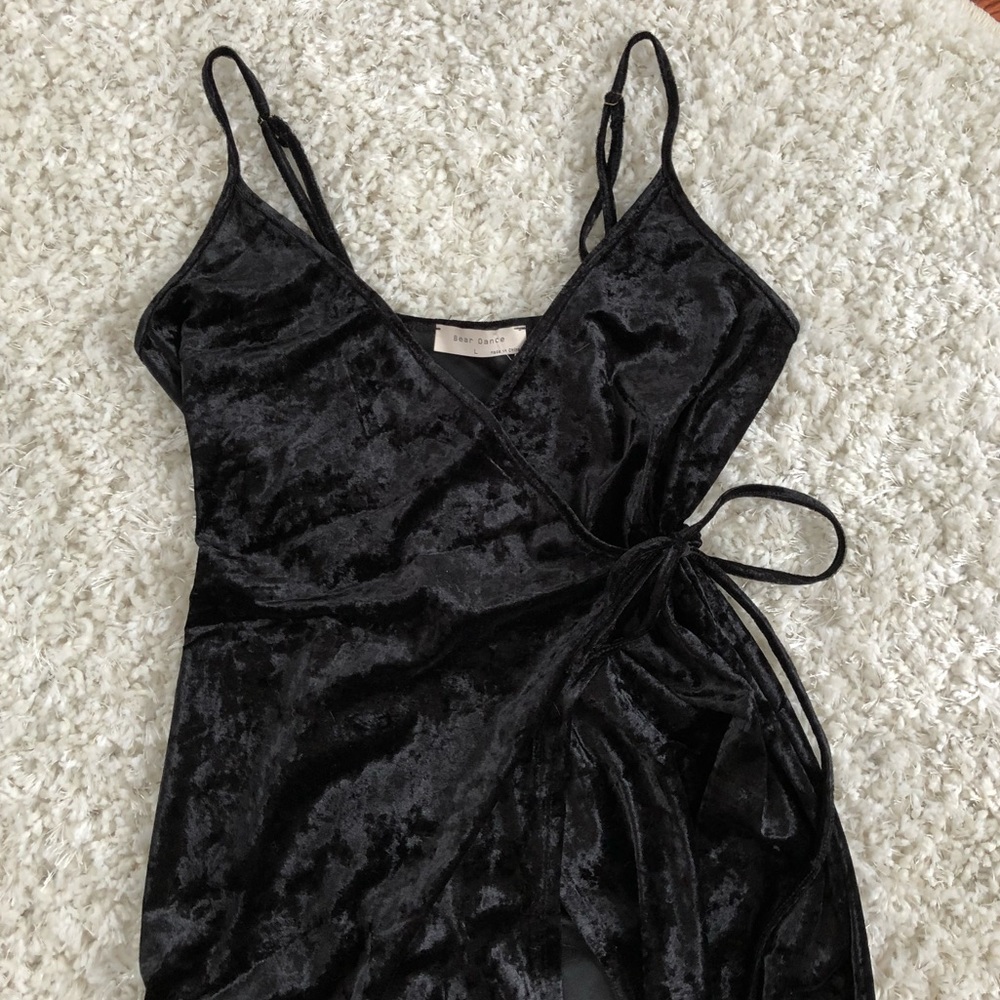 ⚫️☠️CRUSHED VELVET WRAP DRESS☠️⚫️
